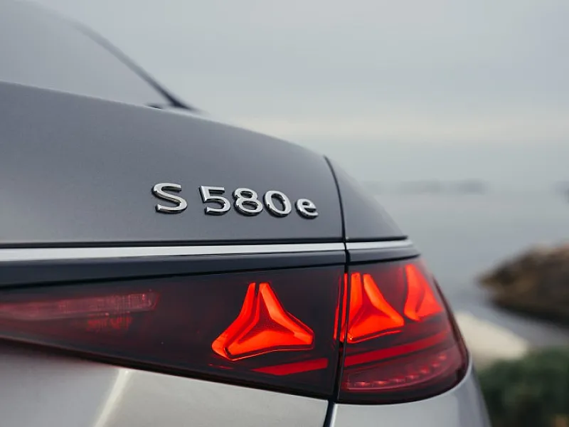 O novo Mercedes-Maybach Classe S: Viajar em serenidade, chegar com estilo - imagem 7