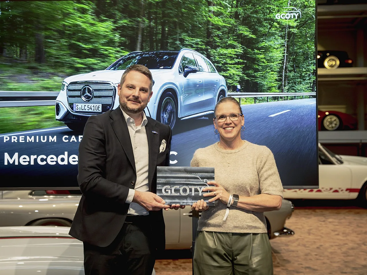 O Mercedes-Benz GLC elétrico foi eleito “German Premium Car of the Year”