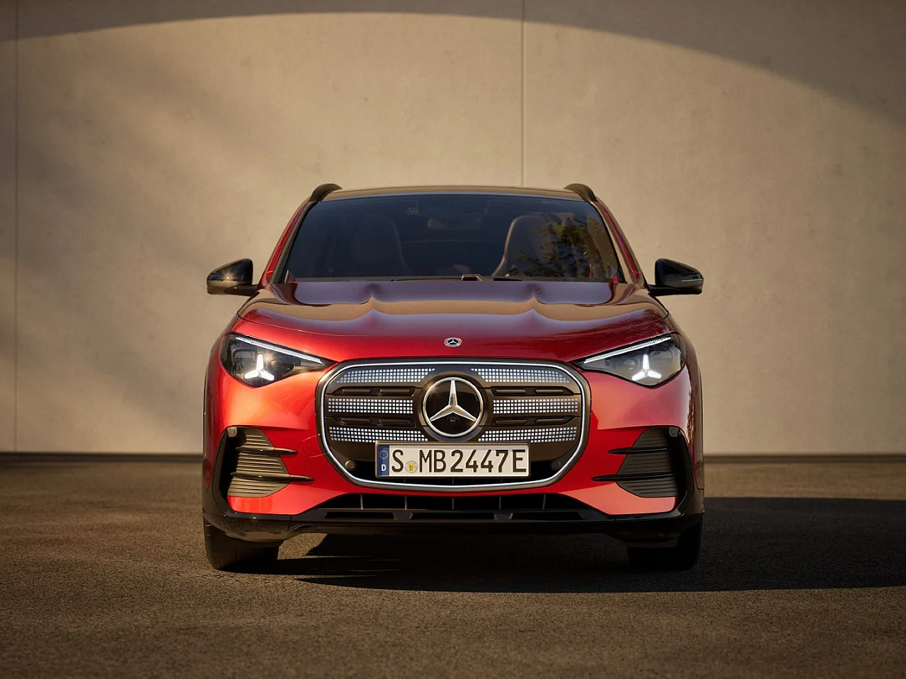 Grupo Mercedes-Benz com vendas de 491.700 veículos ligeiros de passageiros e Vans no terceiro trimestre e um novo registo máximo de vendas globais de BEV