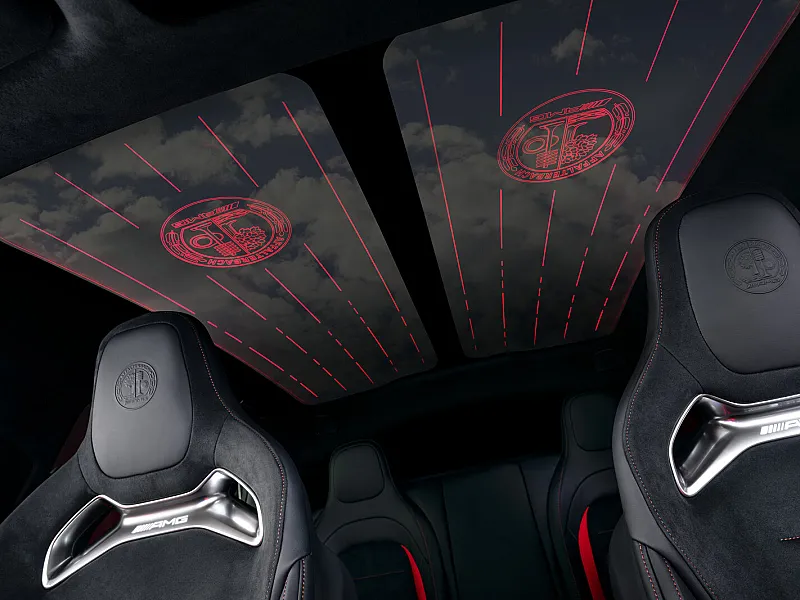 O centro de controlo da performance: O interior do novo Mercedes-AMG GT Coupé de 4 portas - imagem 10
