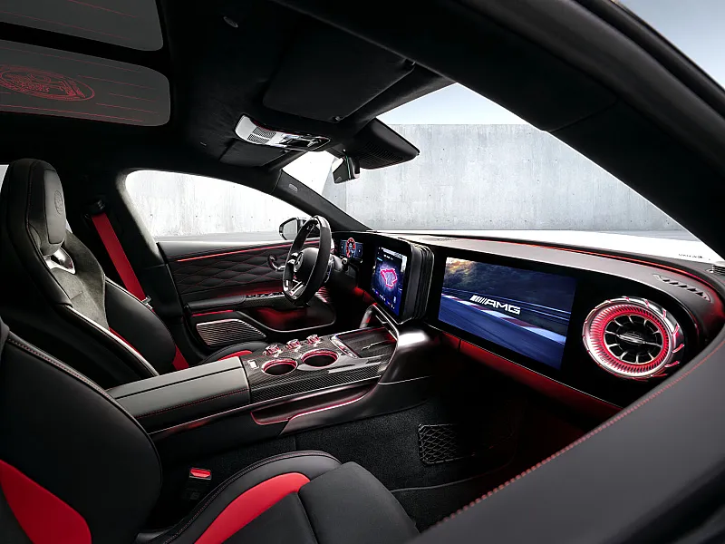 O centro de controlo da performance: O interior do novo Mercedes-AMG GT Coupé de 4 portas - imagem 14