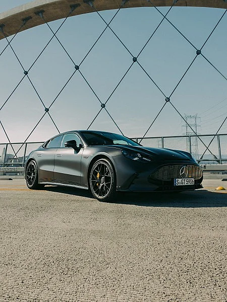 O novo Mercedes‑AMG GT Coupé 4 portas já está disponível para encomenda