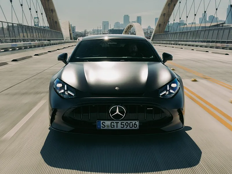 O novo Mercedes‑AMG GT Coupé 4 portas já está disponível para encomenda - imagem 4